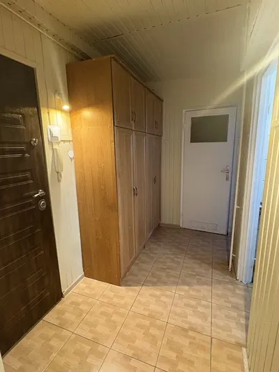 Jasne, odświeżone 2 pokoje + balkon i piwnica | Kraków Bieńczyce - miniatura 5