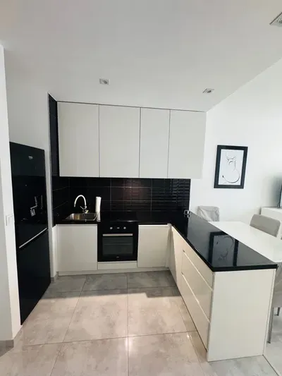 Od 1 października Do wynajęcia -2 pokoje (36m2) Żerań/ cisza/ zieleń/ dobra komunikacja - miniatura 3