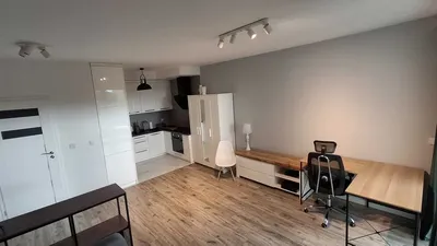 MIESZKANIE - WYNAJEM Kawalerka 30 m z garażem i balkonem PRAGA POŁUDNIE