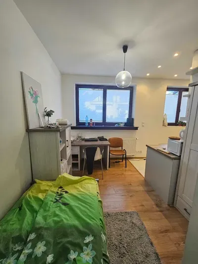 Przytulne studio dla singla w świetnej lokalizacji - miniatura 2