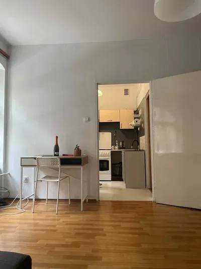 Kawalerka 34m2 Katowice obok biedronki - 1600/1700 zł ze wszystkimi opłatami - miniatura 3