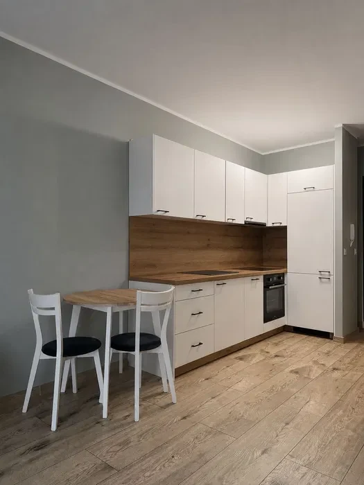 Mieszkanie na wynajem centrum Wrocław Kościuszki Pułaskiego od 1.11.26 Nowa Manufaktura - niski czynsz - 1/8