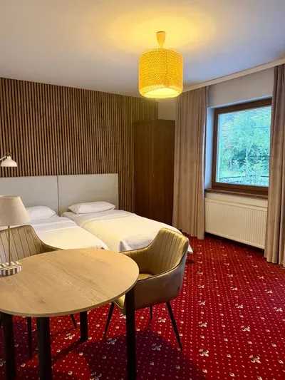 Wynajem 35 m², wyposażone, z aneksem i pralką - Wzgórze Św. Maksymiliana - miniatura 2