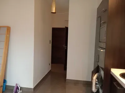 Piękny duży 17 m pokój. Cisza. Komfort. Piękne mieszkanie. Stara Ochota. Genialna okolica. - miniatura 5