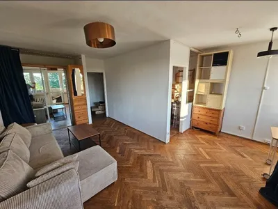 Mieszkanie 38m / 2 pokoje/kawalerka ul. Bruna 30 balkon widok na Park Pole Mokotowskie duża piwnica blisko SGH