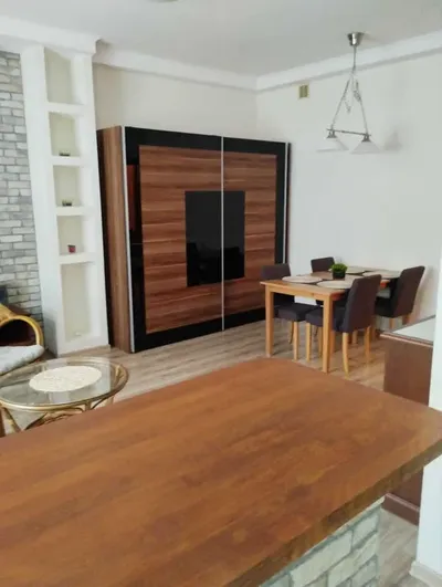 Elegancko wykończone mieszkanie blisko Centrum - miniatura 2