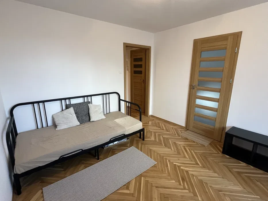 Atrakcyjna Kawalerka SGH Pole Mokotowskie ul. Batorego do wynajęcia - 1/8