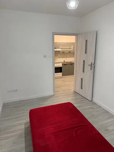 Wynajmę mieszkanie 37m2, 2 pokoje, P-ń Umultowo - bez czynszu - miniatura 3