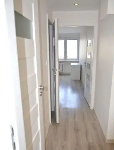 Wynajmę pokój Morska 11 ( Przy dworcu PKP Gdynia Główna) - miniatura 3
