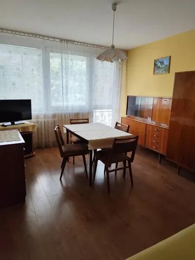 Kawalerka z osobną kuchnią