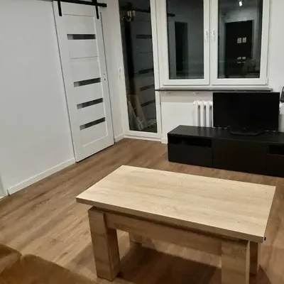 Bezpośrednio Kawalerka z osobną sypialnią ul. Batorego po remoncie - miniatura 2