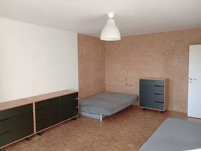 ! DUŻA ! Kawalerka z balkonem która pomieści wszystko! Internet w cenie! - miniatura 3