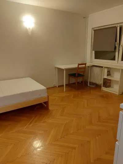 Mieszkanie 1-pokojowe blisko metra - miniatura 4
