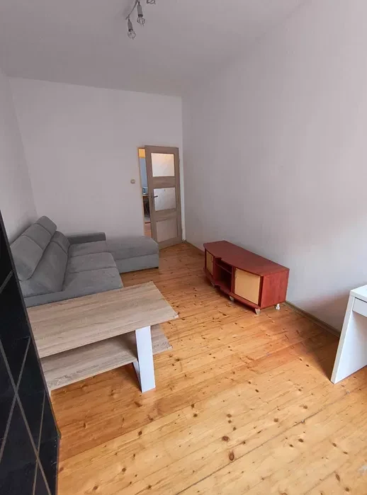 Dwupokojowe mieszkanie - Śródmieście Zachód - 1/8