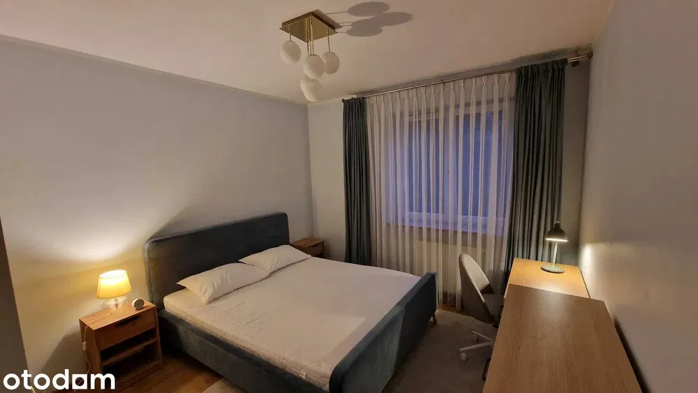 BEZPOŚREDNIO 80m2 / 4 pokoje / WC / łazienka / garaż podziemny - 1/8