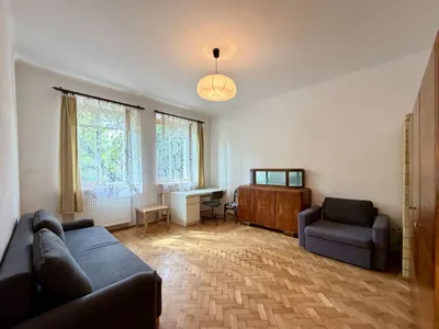 Przestronna kawalerka 40 m² | Oddzielna kuchnia | Bezpłatny strefa parkowania