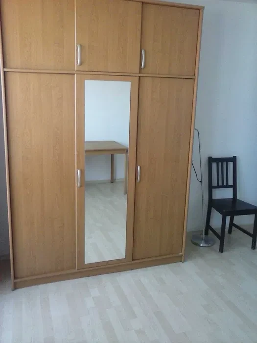 Przytulne 2 pokoje przy stacji metra - 1/8