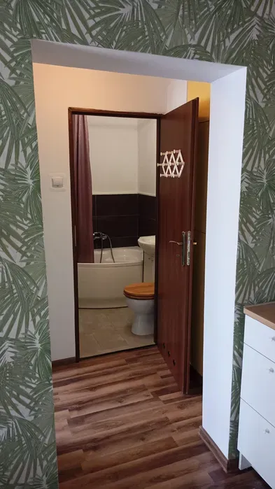Katowice centrum - Dąb. Przytulna kawalerka na wynajem. - miniatura 3