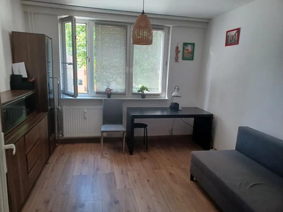 Kawalerka 20 m²/ | ul. 1 Sierpnia / Umeblowana /Blisko centrum /Od zaraz - 1/5