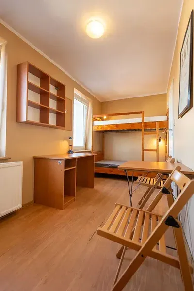 Pokój jednoosobowy w mieszkaniu studenckim na Grórczynie - miniatura 4