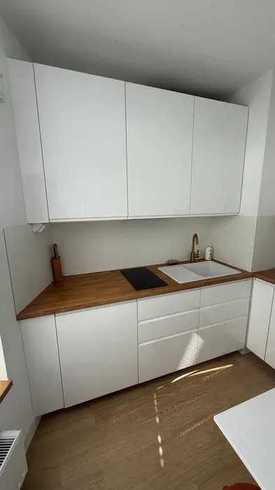 Nowoczesna kawalerka z balkonem – Wólczyńska 121 - miniatura 2