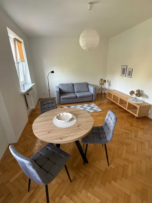 2 pokoje w centrum Poznania|dla 3 studentów| blisko uczelnie - 1/8