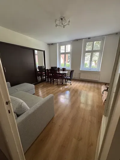 Wynajmę 2-pok. 88m² na Łazarzu (przy Parku Wilsona) - miniatura 5