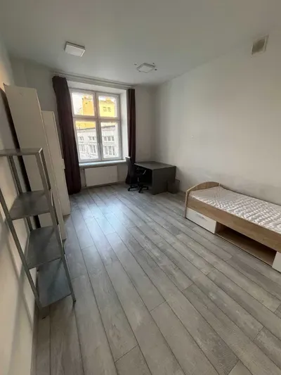 Pokój do wynajęcia w centrum Łodzi dla studentów - miniatura 3