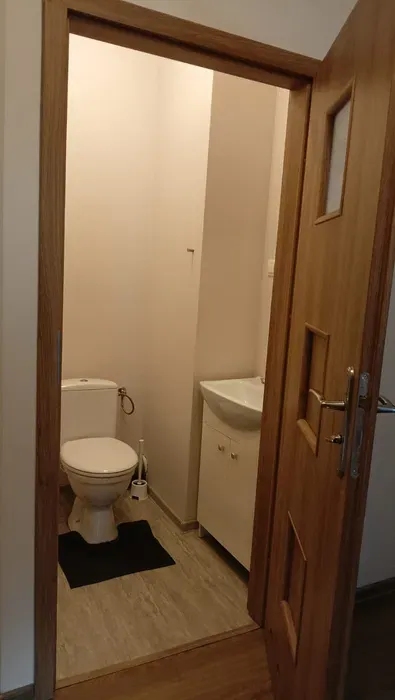 Wynajmę bezpośrednio przestronne mieszkanie 3 pokojowe 66,5m2 - miniatura 5