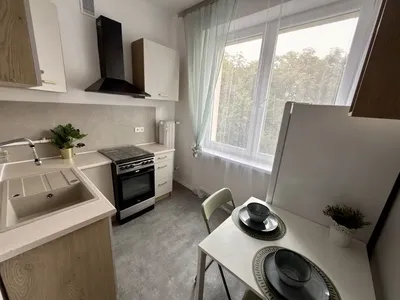 Huta, duży pokój w mieszkaniu 3 pokoje - miniatura 5