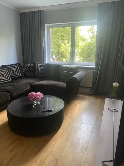 Wynajmę komfortowe 3 pokojowe mieszkanie na pokoje albo całe