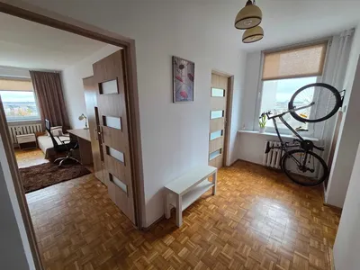Duży pokój 20m2 z balkonem super lokalizacja rondo Rataje - miniatura 4