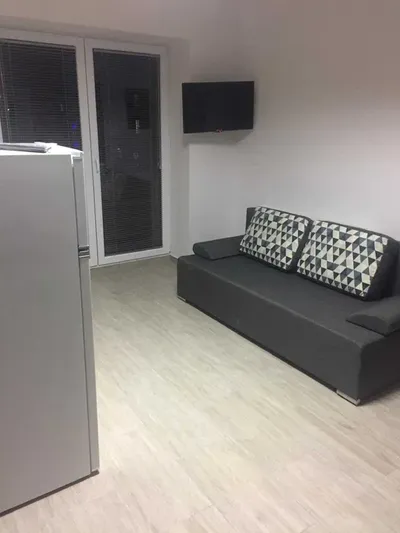 Nowy APARTAMENTOWIEC Kawalerka 22m SuperLokalizacja 20 min do Centrum SKM. Międzylesie - miniatura 2