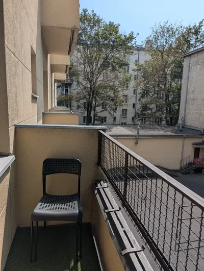 Kawalerka do wynajęcia na Powiślu ( czynsz i media w cenie) - miniatura 4