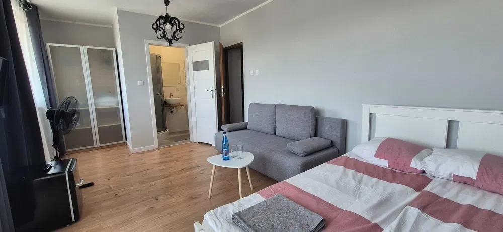 Zarezerwowane Z OPŁATAMI Duży pokój z łazienką i balkonem idealna lokalizacja 3min SKM Gdynia Orłowo 700m morze - 1/8