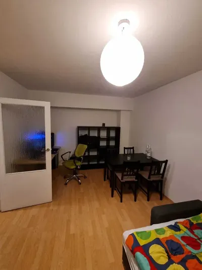 Mieszkanie 2 minuty od metra na Służewie z balkonem i windą - miniatura 4