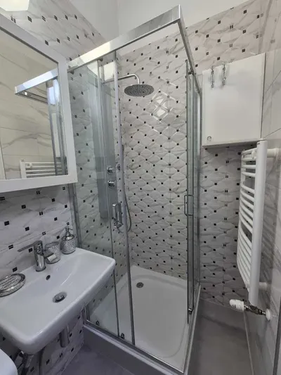 Kawalerka na wynajem Kraków Ścisłe Centrum - miniatura 5