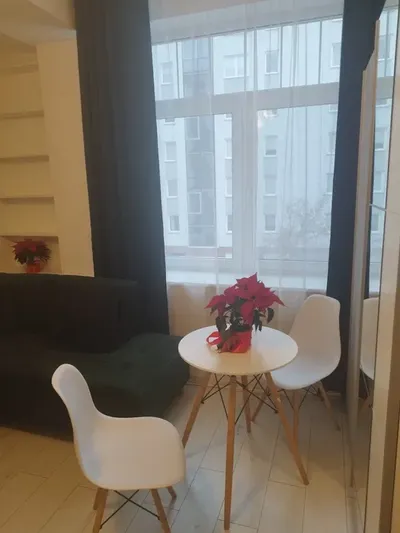 Wynajmę mieszkanie 26 m² - miniatura 3
