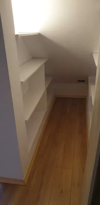 Wynajmę kawalerkę w Swoszowicach. - miniatura 3