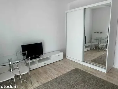 Komfortowa kawalerka z balkonem przy metrze Natolin – ul. Lanciego - miniatura 5
