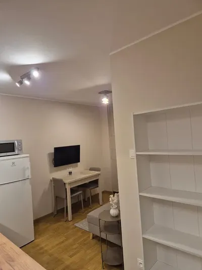 Przytulne dwa pokoje po remoncie/widok na morze/Witomino/od zaraz/stały najem - miniatura 5