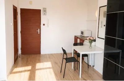 Metro Wawrzyszew/Kawalerka 28 m² po remoncie | AWF, UKSW | 2650 zł całość. - miniatura 5