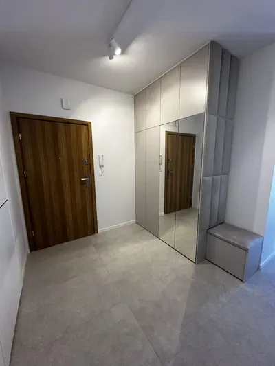 Nowoczesne mieszkanie na nowym osiedlu przy ul. Kolumny - miniatura 5