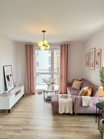 3pokoje z garderobą do wynajęcia, bepośrednio, 64m2 przy lesie - miniatura 2