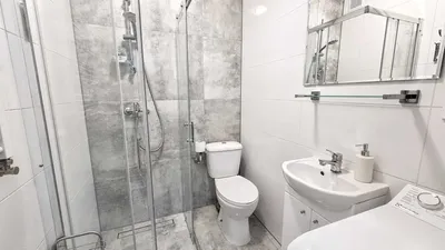 Bądź 1. Najemcą! Kawalerka z garderobą oraz balkonem. - miniatura 3