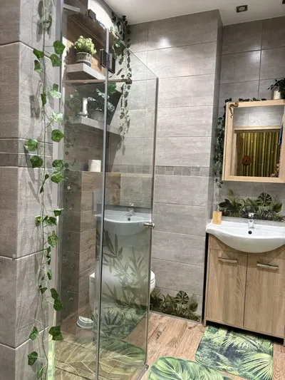 Nie kolejna kawalerka! Twoja miejska dżungla 30 m² - miniatura 4