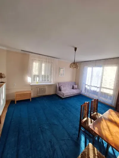 Kawalerka dla studentów - urocza, balkon
