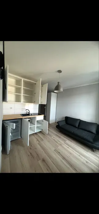 Kawalerka apartament mieszkanie - miniatura 3