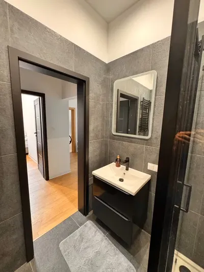 Lofty Matejki – 3-pokojowy loft 44m² miejsce postojowe, w pełni wyposażony - miniatura 5