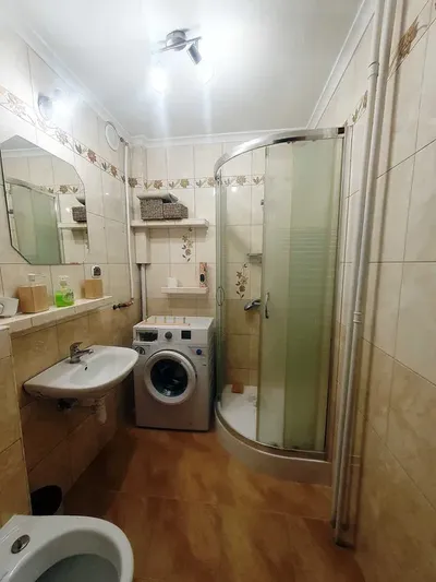 Kraków Śródmieście Wieczysta ul. Ułanów bardzo ładne 3 osobne pokoje 53m do wynajęcia - miniatura 3